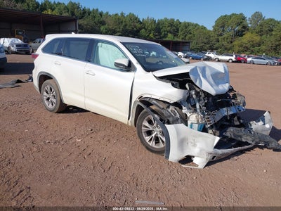 TOYOTA HIGHLANDER 2015