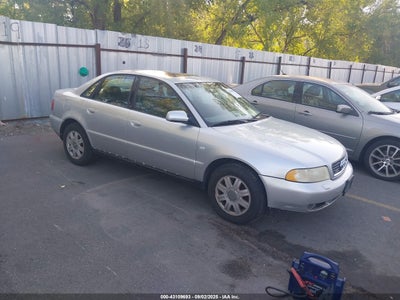 AUDI A4 2001