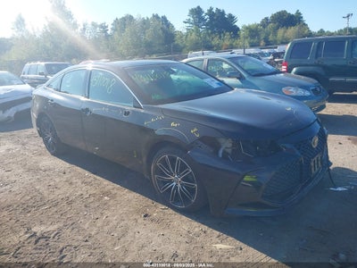 TOYOTA AVALON 2019