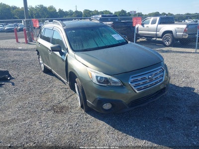 SUBARU OUTBACK 2015