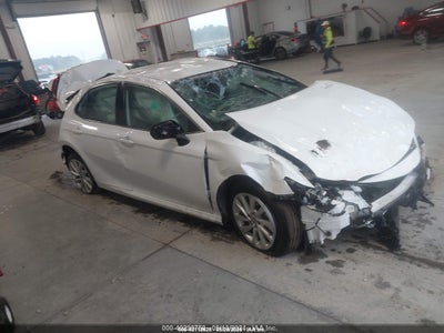 TOYOTA CAMRY 2023