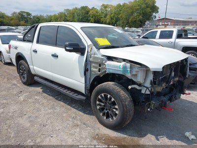 NISSAN TITAN 2022