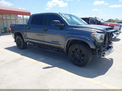 TOYOTA TUNDRA 2018