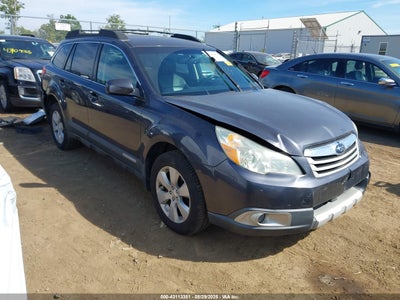 SUBARU OUTBACK 2010