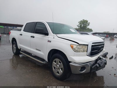 TOYOTA TUNDRA 2010