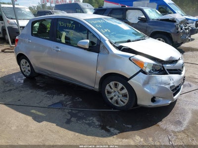 TOYOTA YARIS 2012