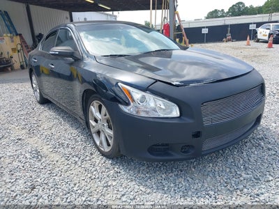 NISSAN MAXIMA 2012