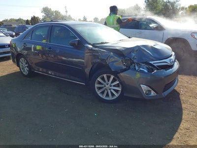 TOYOTA CAMRY HYBRID 2012