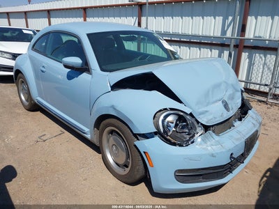 VOLKSWAGEN BEETLE 2012