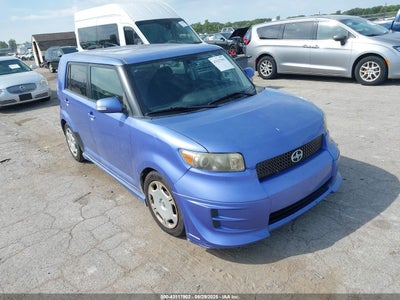 SCION XB 2010