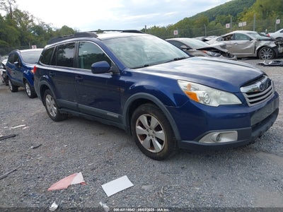 SUBARU OUTBACK 2011