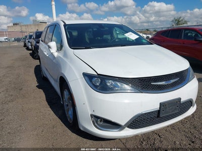 CHRYSLER PACIFICA 2018