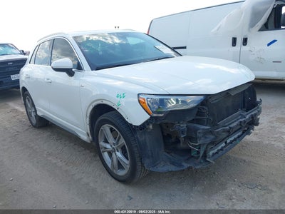 AUDI Q3 2021