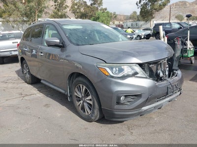 NISSAN PATHFINDER 2017