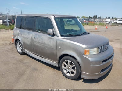 SCION XB 2005