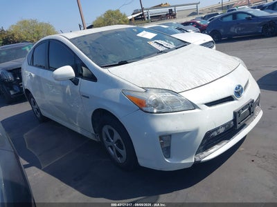 TOYOTA PRIUS 2015
