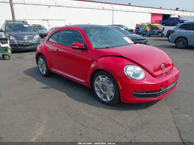 VOLKSWAGEN BEETLE 2012