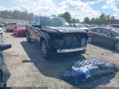TOYOTA TUNDRA 2025