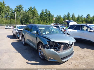 TOYOTA VENZA 2011