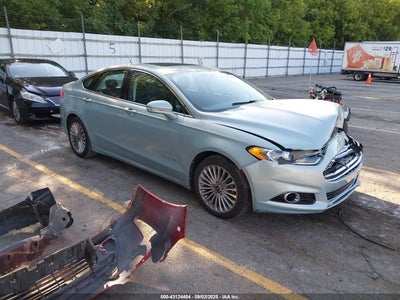 FORD FUSION HYBRID 2013