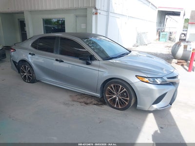 TOYOTA CAMRY 2019