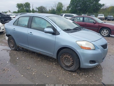 TOYOTA YARIS 2010