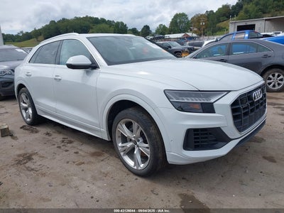 AUDI Q8 2022