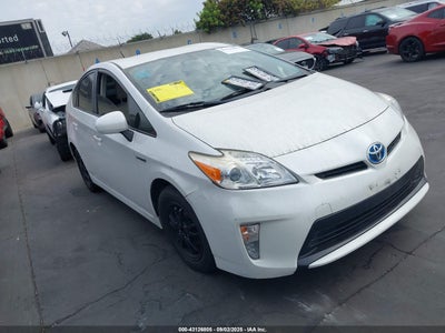 TOYOTA PRIUS 2014