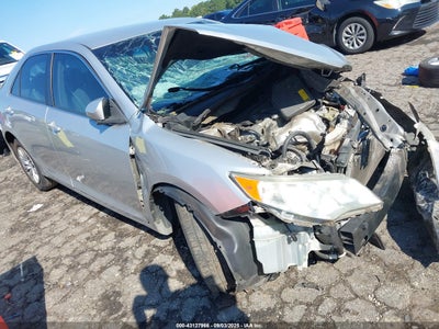 TOYOTA CAMRY 2012