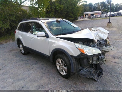 SUBARU OUTBACK 2013