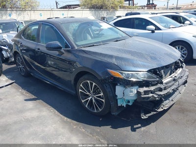 TOYOTA CAMRY 2019