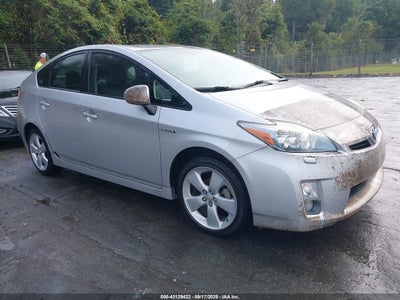 TOYOTA PRIUS 2011