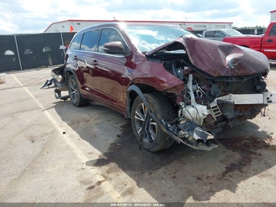 TOYOTA HIGHLANDER 2016