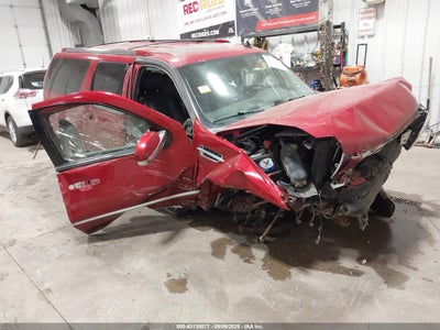 CADILLAC ESCALADE ESV 2012
