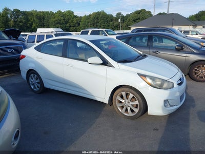 HYUNDAI ACCENT 2013