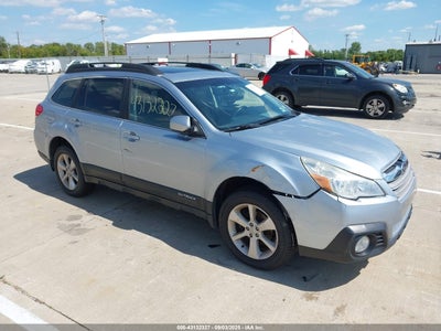 SUBARU OUTBACK 2014