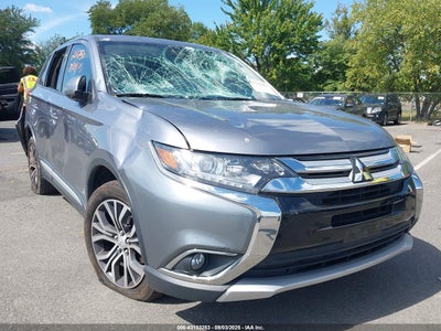 MITSUBISHI OUTLANDER 2016