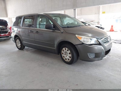 VOLKSWAGEN ROUTAN 2010
