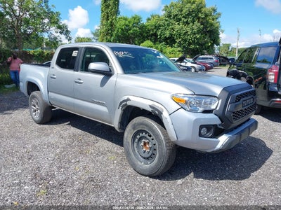 TOYOTA TACOMA 2016