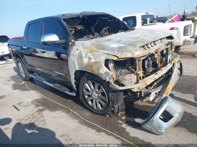 TOYOTA TUNDRA 2015
