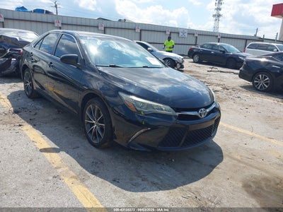 TOYOTA CAMRY 2015