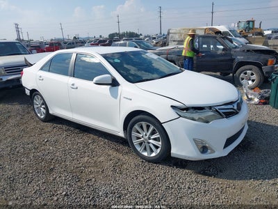 TOYOTA CAMRY HYBRID 2012
