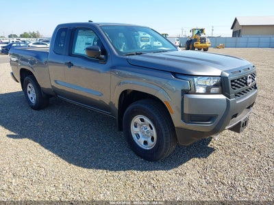 NISSAN FRONTIER 2025
