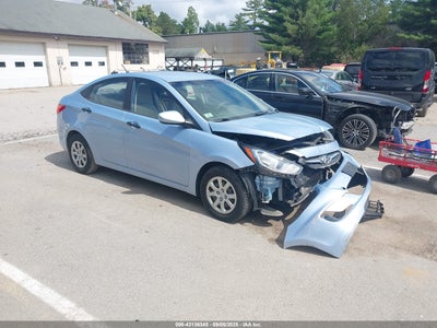 HYUNDAI ACCENT 2012