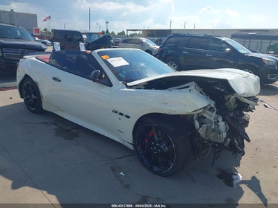 MASERATI GRANTURISMO 2015