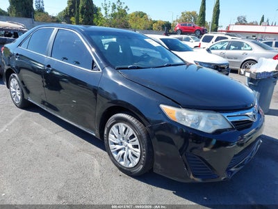 TOYOTA CAMRY 2012