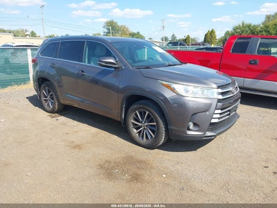 TOYOTA HIGHLANDER 2017