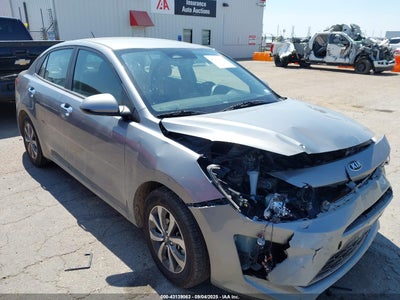 KIA RIO 2021