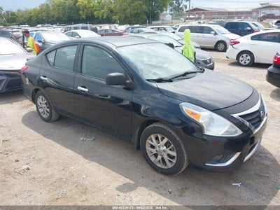 NISSAN VERSA 2015