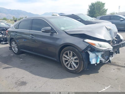 TOYOTA AVALON 2015